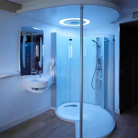 Alexander New Hotel 3*